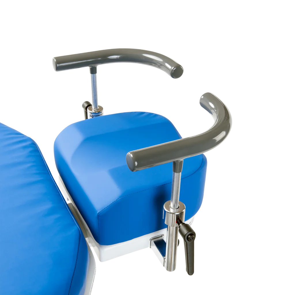 Dual anterior wrist rest